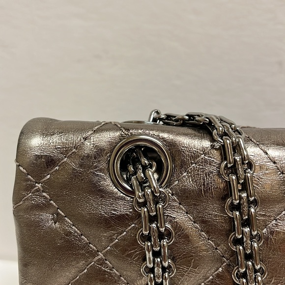 - CHANEL Metallic 2.55 Calfskin 227 Jumbo Flap - Picture 8 of 17